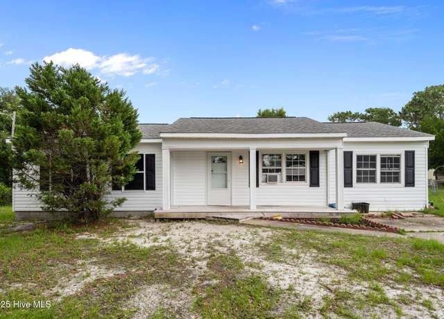 Property at 146 Ash Ct, Hubert, NC 28539, 3 beds, 1.5 baths