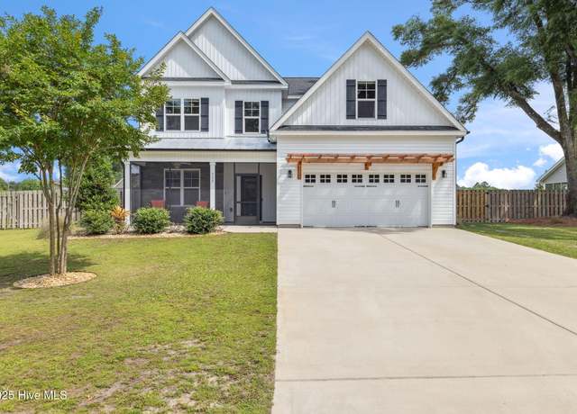 Property at 113 Darel St, Rocky Point, NC 28457, 4 beds, 2.5 baths