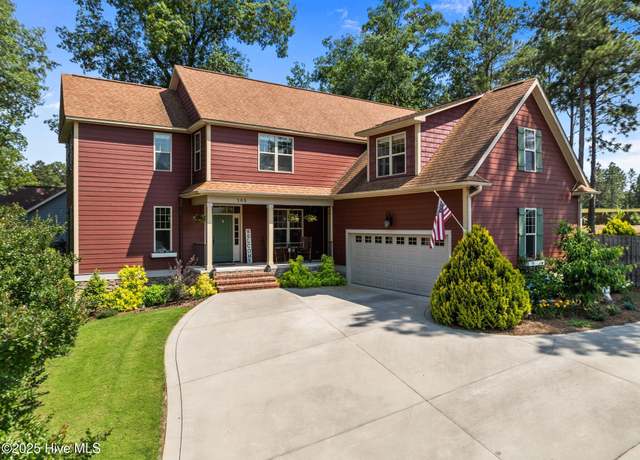 Property at 105 Bree Ct, Aberdeen, NC 28315, 4 beds, 3.5 baths