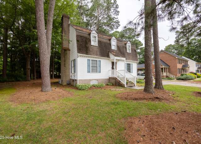 Property at 1705 Parkway St W, Wilson, NC 27893, 3 beds, 2.5 baths