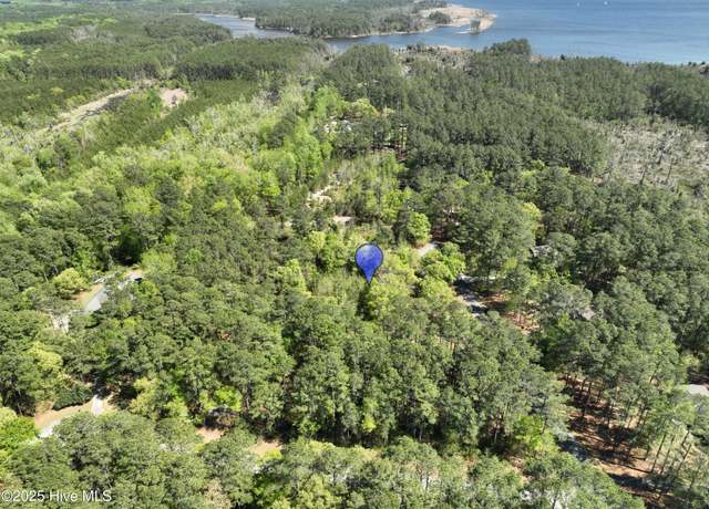 Property at 609 Pamlico River Dr, Washington, NC 27889