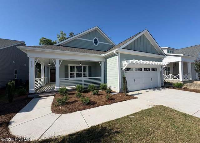 Property at 117 Flat Clam Dr, Wilmington, NC 28401, 3 beds, 2 baths
