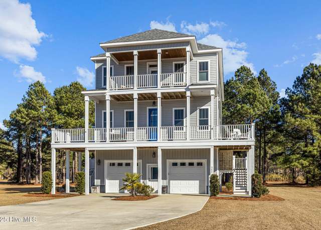 Property at 242 Gatsey Ln, Beaufort, NC 28516, 3 beds, 4 baths