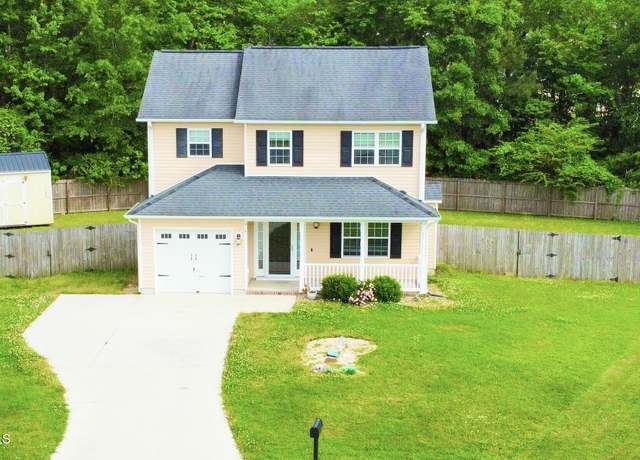 Property at 410 S Elisa Ln, Hubert, NC 28539, 3 beds, 2.5 baths