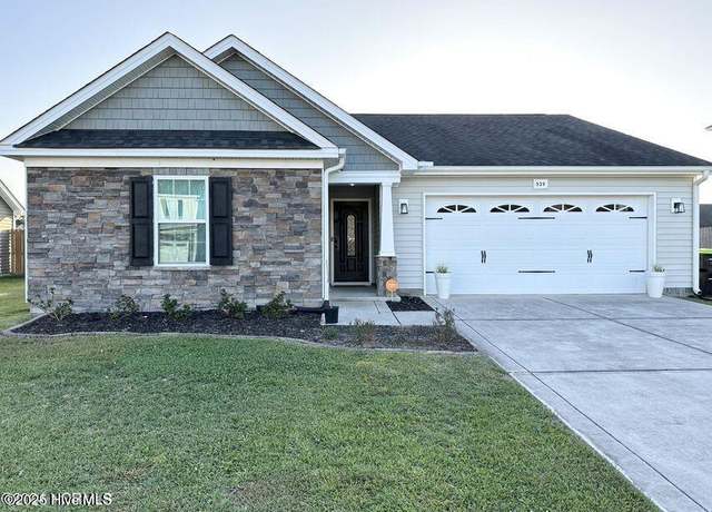 Property at 939 Dynamo Ln, Jacksonville, NC 28546, 3 beds, 2 baths