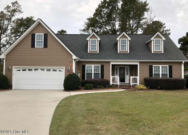 Property at 402 Meadowlark Dr, Winterville, NC 28590, 3 beds, 2 baths