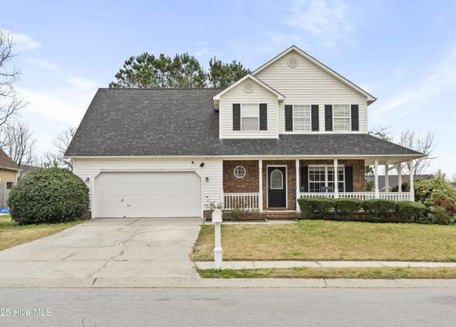 Property at 502 Southbridge Dr, Jacksonville, NC 28546, 4 beds, 2.5 baths