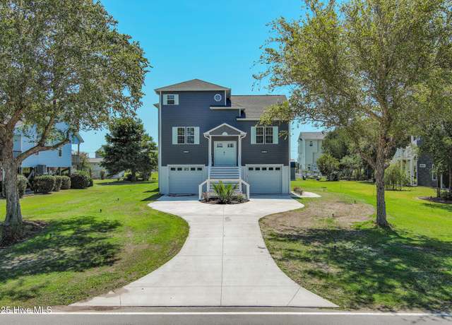 Property at 170 Grandview Dr, Sneads Ferry, NC 28460, 3 beds, 2 baths
