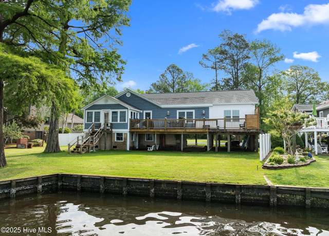 Property at 109 Edgewater Beach Rd, Washington, NC 27889, 3 beds, 2 baths