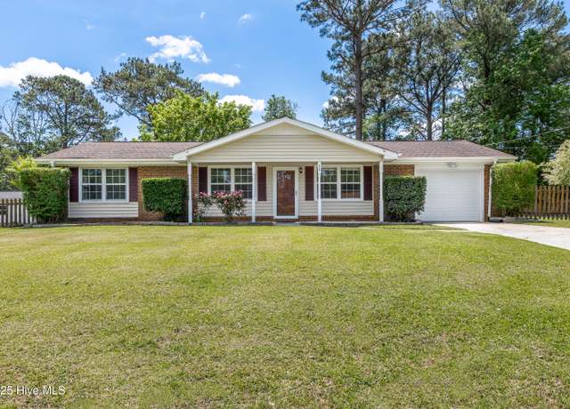Property at 96 Vandergrift Dr, Jacksonville, NC 28540, 3 beds, 2 baths