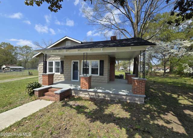 Property at 117 Flowers St, Rockingham, NC 28379, 2 beds, 1 bath