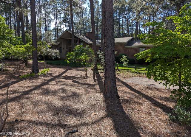 Property at 190 Grove Rd, Southern Pines, NC 28387, 3 beds, 3 baths
