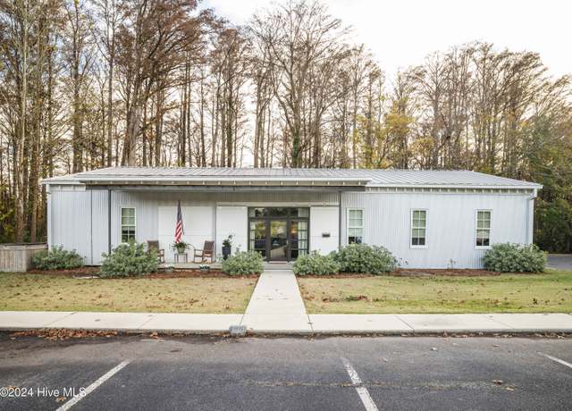 Property at 132 Cotton Mill Cir, Edenton, NC 27932, 4 beds, 4.5 baths
