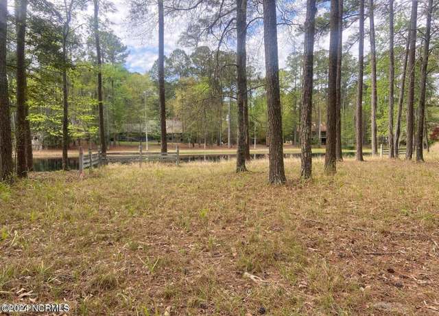 Property at 204 W Lake View Lane Ln, Washington, NC 27889