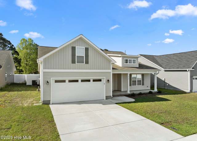 Property at 717 Oleander Dr, Greenville, NC 27858, 3 beds, 2 baths