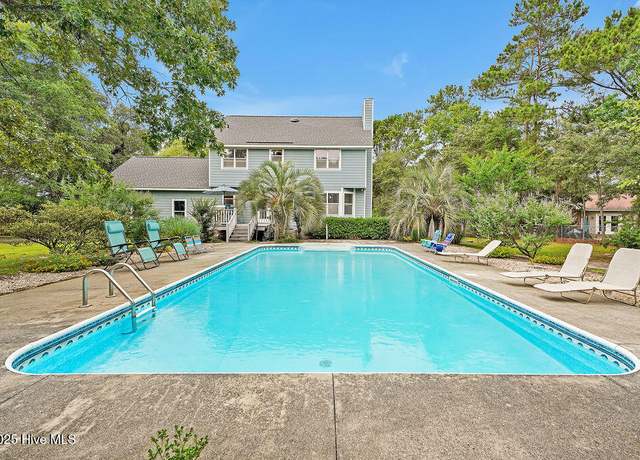 Property at 1005 Osprey Cir SE, Southport, NC 28461, 4 beds, 2.5 baths