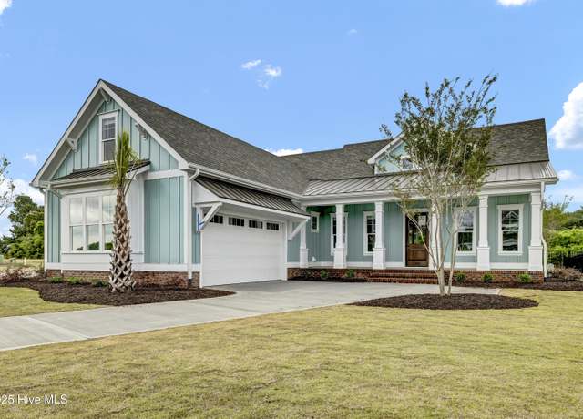 Property at 362 Planters Walk, Hampstead, NC 28443, 4 beds, 3.5 baths