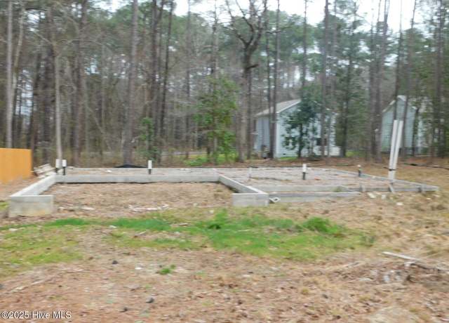 Property at 775 Riverbirch Dr, Vass, NC 28394