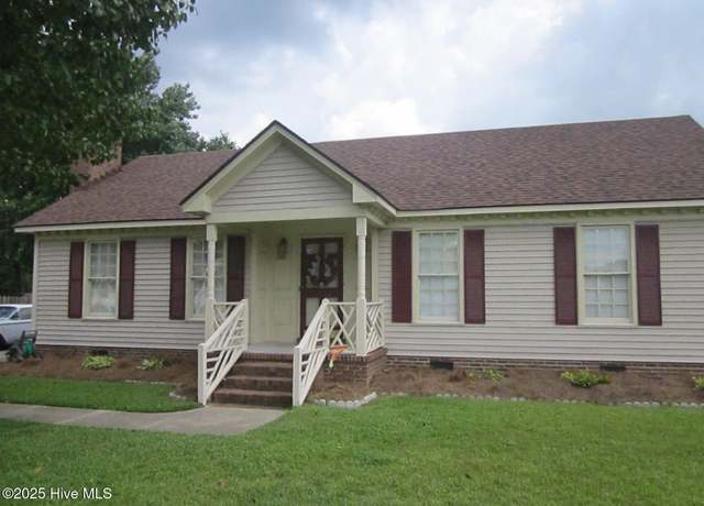 Property at 2824 Springflower Dr N, Wilson, NC 27896, 3 beds, 2 baths