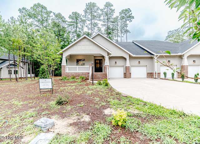 Property at 91 Lamplighter Village Dr, Pinehurst, NC 28374, 4 beds, 3.5 baths
