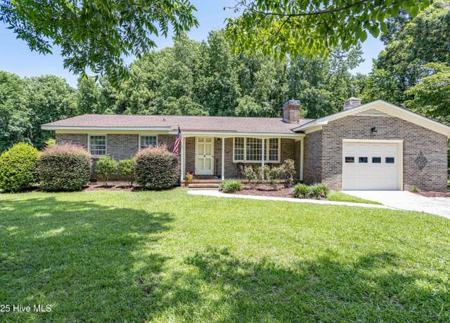 Property at 108 Dogwood Dr, Washington, NC 27889, 3 beds, 2 baths