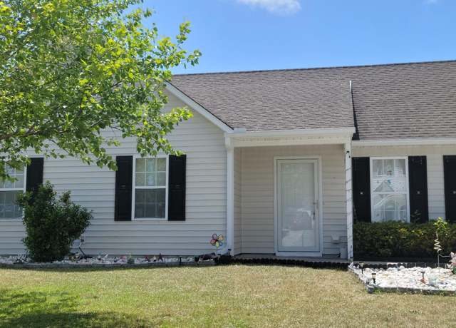 Property at 325 Foxhall Rd, Newport, NC 28570, 3 beds, 2 baths