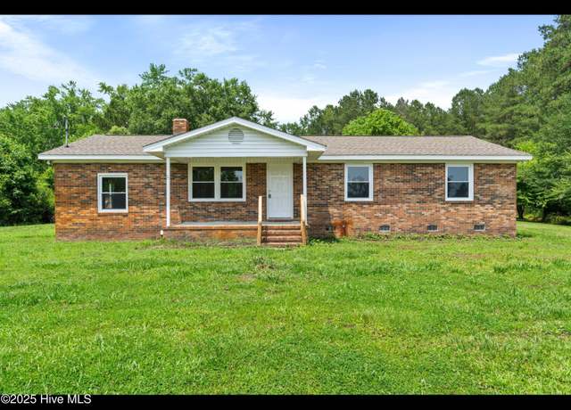 Property at 9348 Nc Highway 210, Rocky Point, NC 28457, 2 beds, 1.5 baths