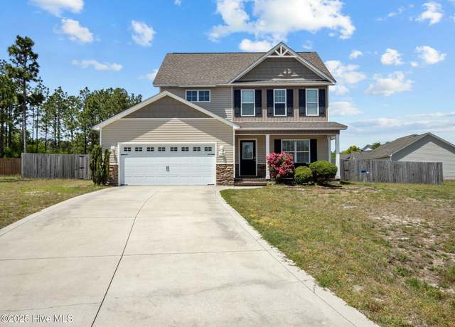 Property at 500 Waldorf Ct, Hubert, NC 28539, 3 beds, 2.5 baths
