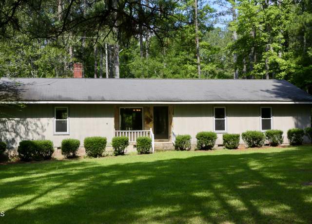 Property at 1611 Sandhill Game Mgt Rd, Rockingham, NC 28379, 3 beds, 2 baths