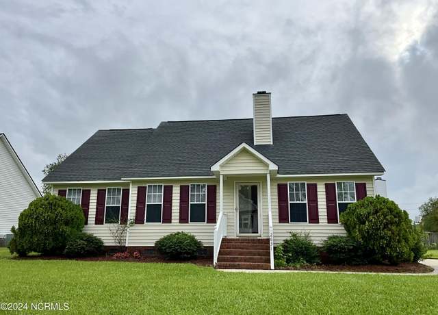 Property at 2631 Jasmine Dr, Winterville, NC 28590, 3 beds, 2 baths