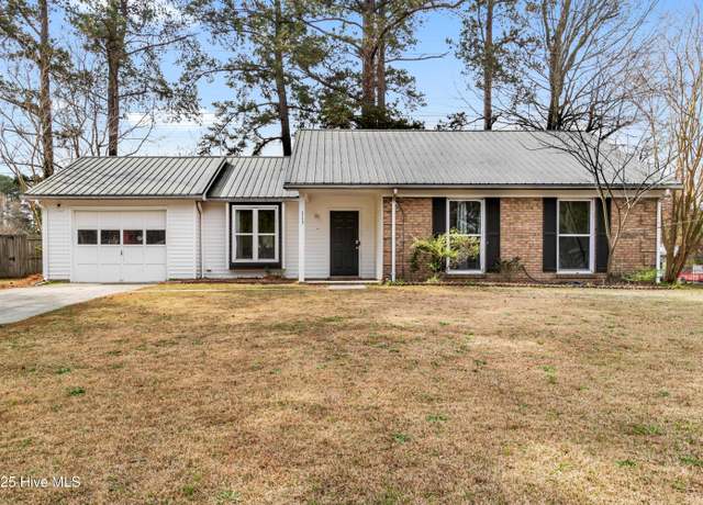 Property at 115 Wedgewood Dr, Jacksonville, NC 28546, 3 beds, 2 baths