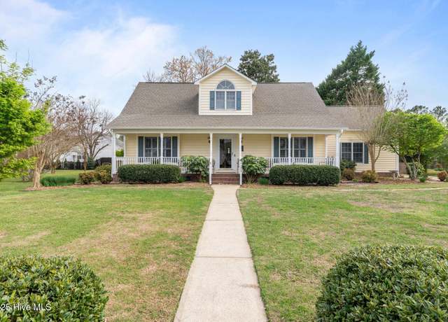 Property at 2103 Rail Ct, New Bern, NC 28560, 3 beds, 2.5 baths