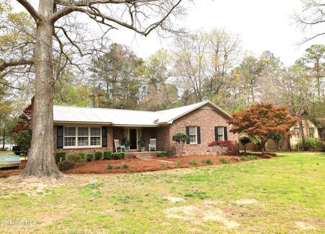 Property at 1426 Pocosin Rd, Winterville, NC 28590, 3 beds, 2 baths