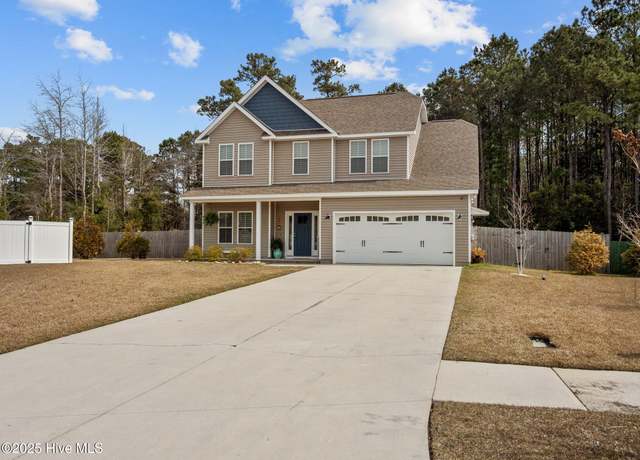 Property at 305 Big Pine Ct, Hubert, NC 28539, 3 beds, 2.5 baths