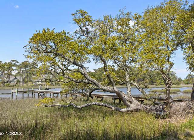 Property at 112 Wyndchase Ln, Beaufort, NC 28516, 3 beds, 2 baths