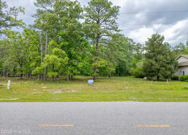 Property at 2302 Caracara Dr, New Bern, NC 28560