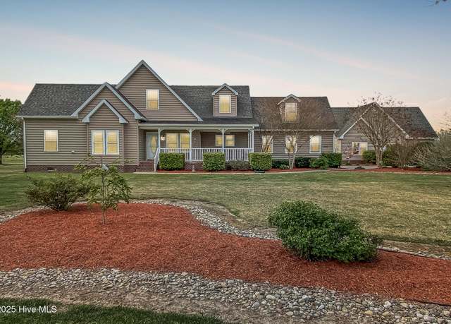 Property at 892 South Mills Rd, Moyock, NC 27958, 4 beds, 3.5 baths