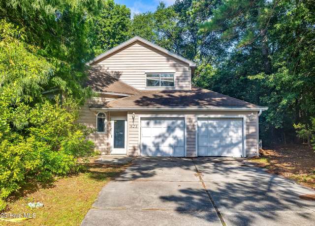 Property at 823 Haymarket Ln, Wilmington, NC 28412, 3 beds, 2.5 baths