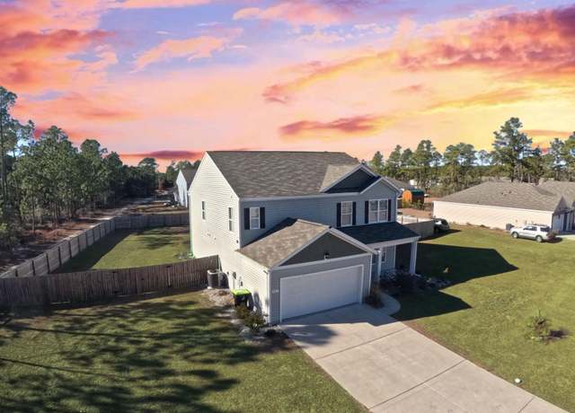 Property at 525 Pinecrest St NW, Shallotte, NC 28470, 5 beds, 2.5 baths