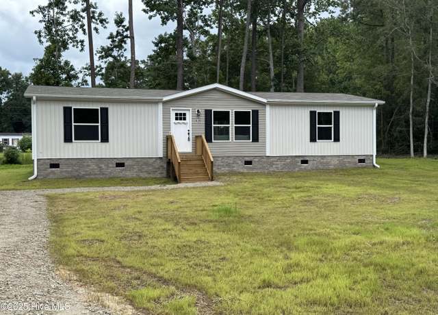 Property at 614 Southwind Dr SW, Supply, NC 28462, 3 beds, 2 baths