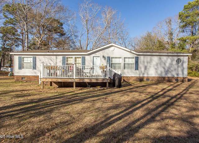 Property at 1514 Erin Pl SW, Ocean Isle Beach, NC 28469, 3 beds, 2 baths