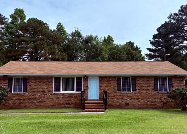 Property at 1394 Lake Cole Rd, Midway Park, NC 28544, 3 beds, 1 bath