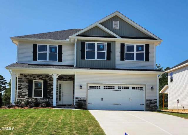 Property at 501 Red Drum Way, Swansboro, NC 28584, 4 beds, 2.5 baths