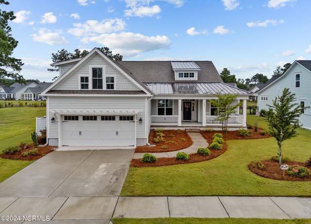 Property at 283 Bluenose Ln, Hampstead, NC 28443, 4 beds, 4 baths