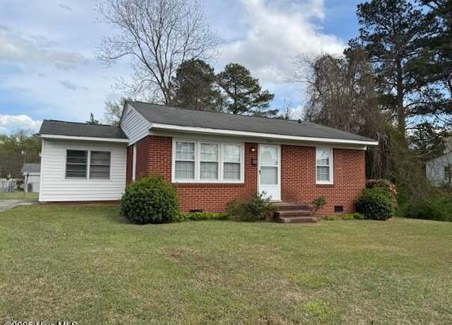 Property at 202 Victoria Ave, Williamston, NC 27892, 2 beds, 1 bath