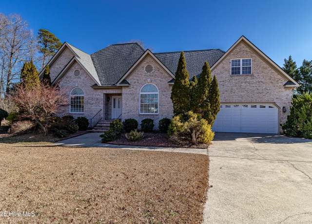 Property at 901 Coach House Cir, Goldsboro, NC 27534, 3 beds, 3 baths