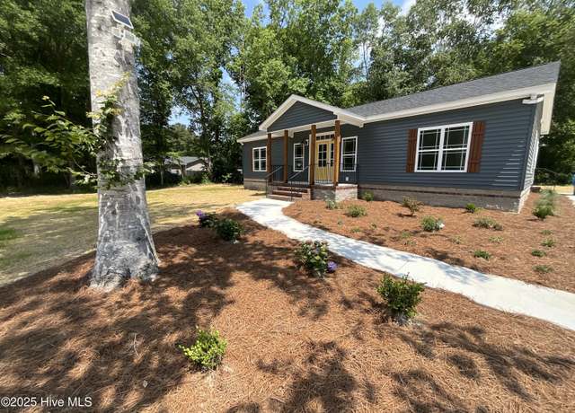 Property at 2108 Shenandoah Ct, Greenville, NC 27834, 3 beds, 2 baths