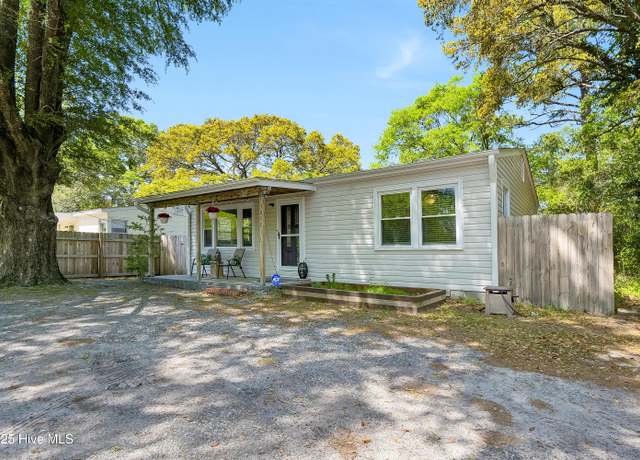 Property at 5009 Park Ave, Wilmington, NC 28403, 3 beds, 1 bath