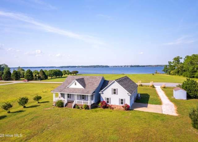 Property at 138 Swan View Ln, Hertford, NC 27944, 3 beds, 2 baths