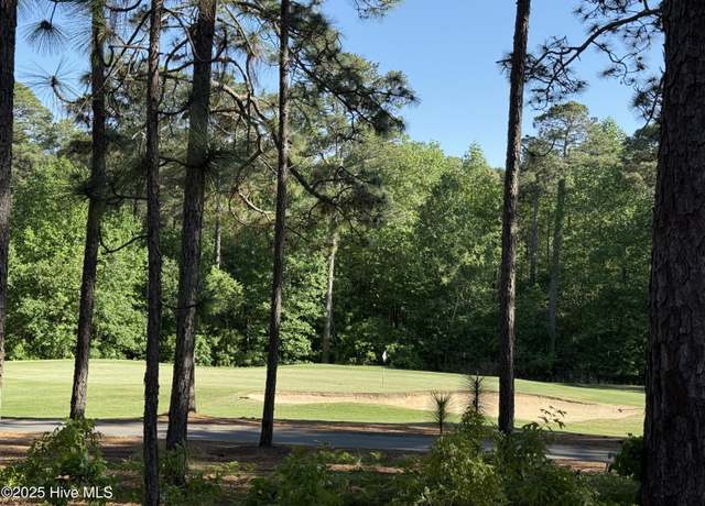 Property at 15 Cherry Hill Pl, Pinehurst, NC 28374